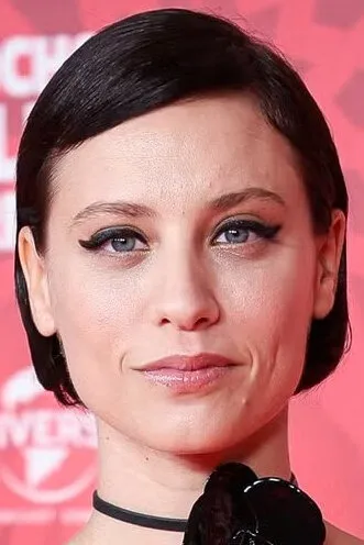 Фотография актёра Мишель Дженнер