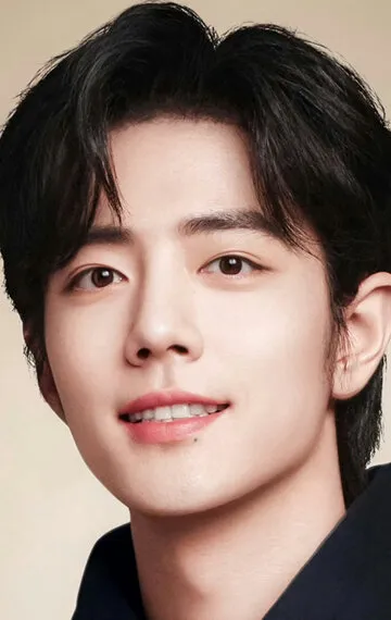 Фотография актёра Сяо Чжань