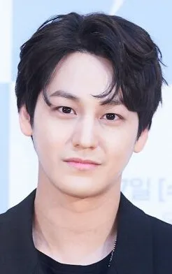 Фотография актёра Ким Бом