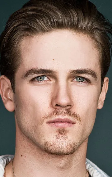 Фотография актёра Крэйг Арнольд