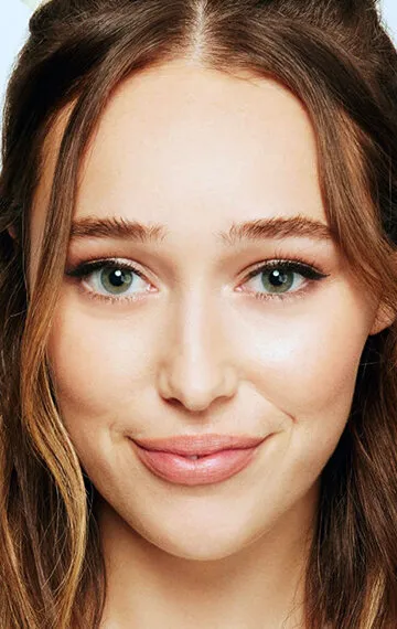 Фотография актёра Алисия Дебнем-Кери