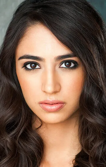 Фотография актёра Джессика Гарза