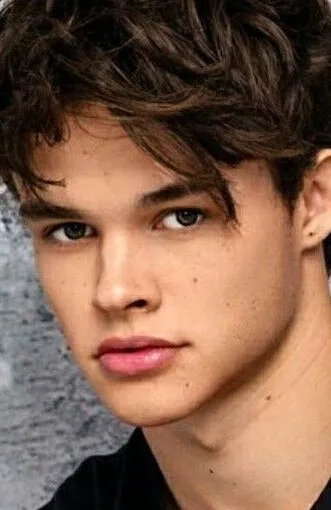 Фотография актёра Каррен Уолтерс