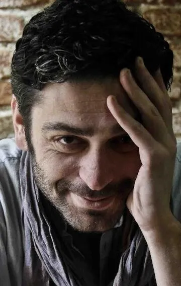 Фотография актёра Озан Акбаба