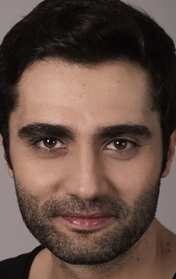 Фотография актёра Юнус Эмре Йылдырымер