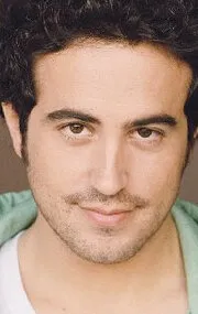 Фотография актёра Адам Корсон