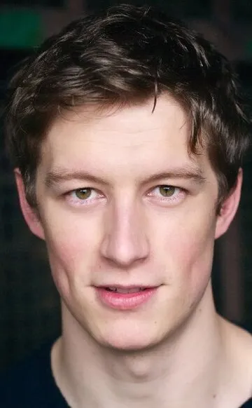 Фотография актёра Лорн Макфэдиен