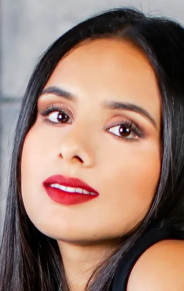 Фотография актёра Апарна Бриэль