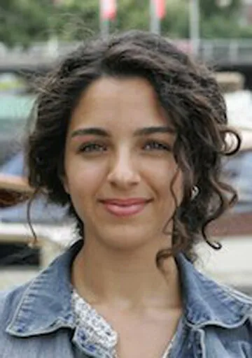 Фотография актёра Бегюм Аккая