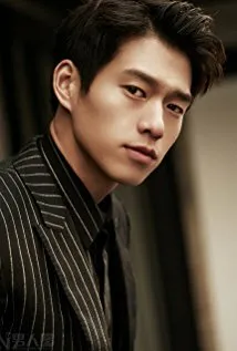 Фотография актёра Вэй Дасюнь