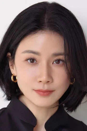 Фотография актёра Ли Бо-ён