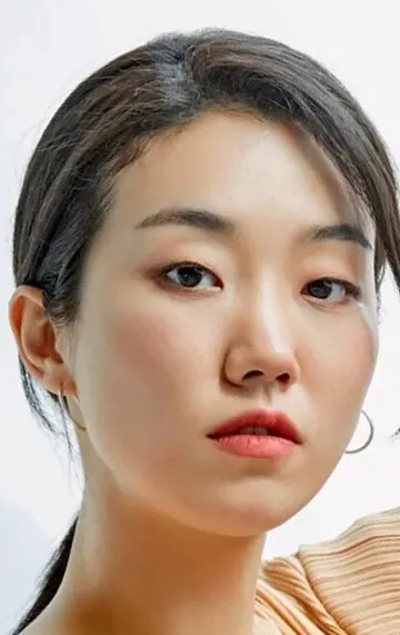 Фотография актёра Ли Джу-ён