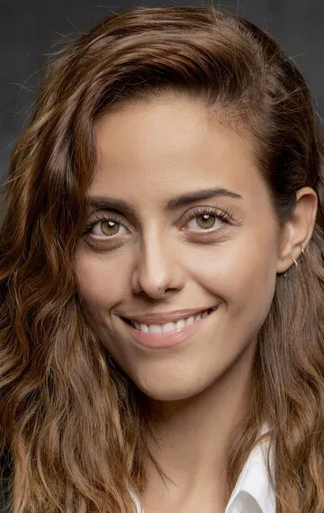 Фотография актёра Дениз Барут