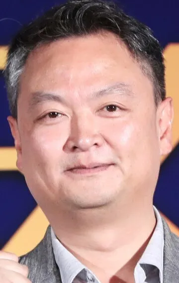 Фотография актёра Кан Юн-сон