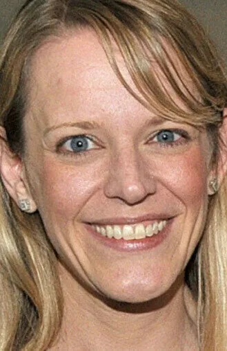 Фотография актёра Дженнифер Челотта